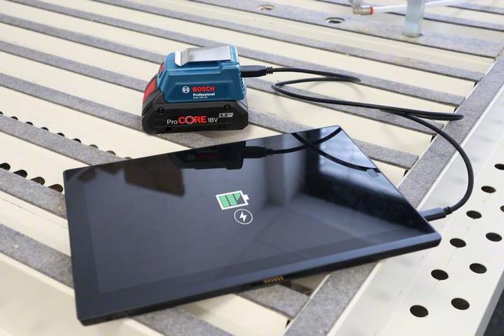 Actual product image Bosch Professional USB adapter GAA 18V-24 (18 V)