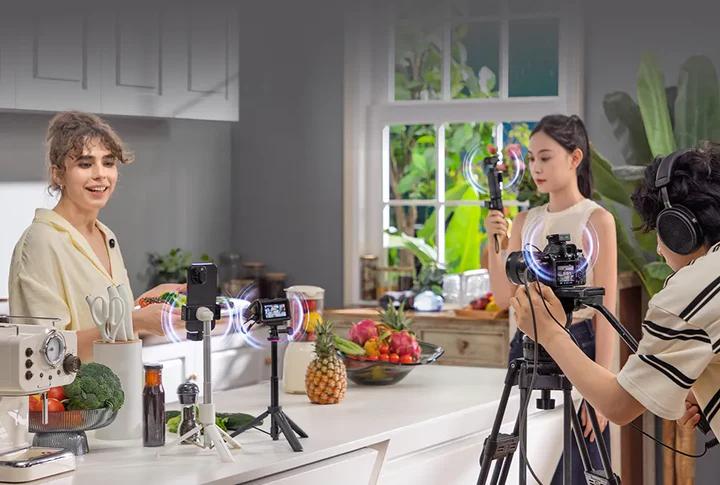 Actual product image Boya BOYALINK 3-01 2.4G Wireless Microphone with AI chip