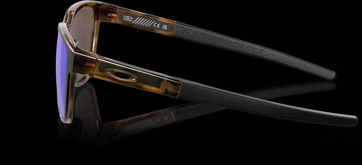 Actual product image Oakley Actuator
