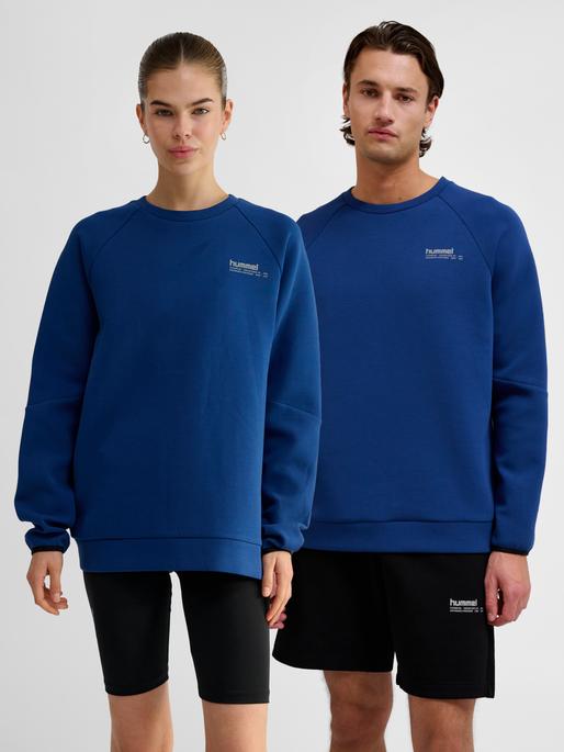 Actual product image hummel Hmltech Fleece Regular Crew (M)
