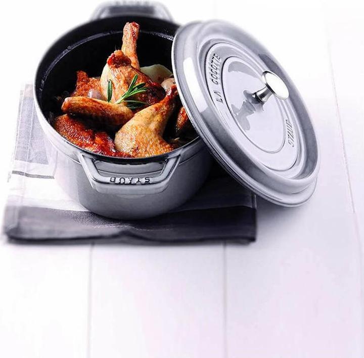 Actual product image Staub Cocotte (29 cm, Casserole + Stewpot, Cast iron, Enamel)