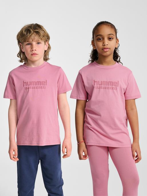 Actual product image hummel hmlJR BASE T-SHIRT S/S (24, 25, 26, 27, 28)