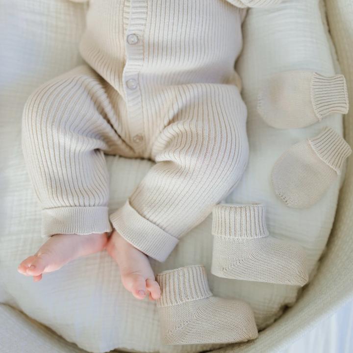 Actual product image Zero.99 Newborn Set 5 pcs. - Blanket, Buttoned Sleepsuit, Scratch Mitts, Booties, Hat, Warm Beige (50, 56, 62, 68)
