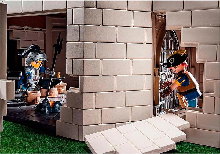 Actual product image Playmobil Great castle of the artifact knights (70220, Playmobil Novelmore)