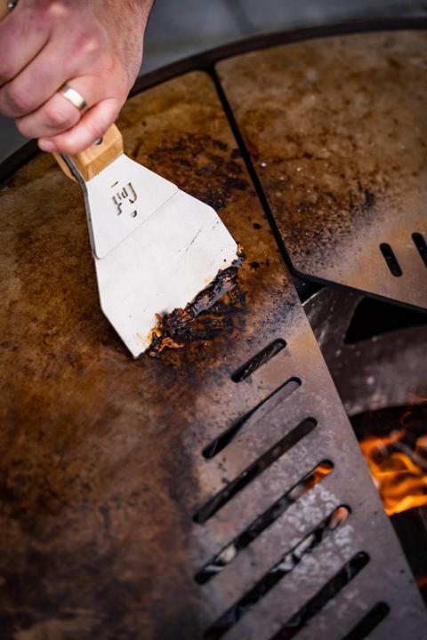 Actual product image Feu du Jardin Stainless steel cleaning scraper Cleano