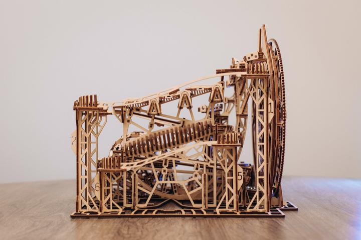 Image du produit Wood Trick Circuit de billes Galaxy - Kit de construction en bois 3D
