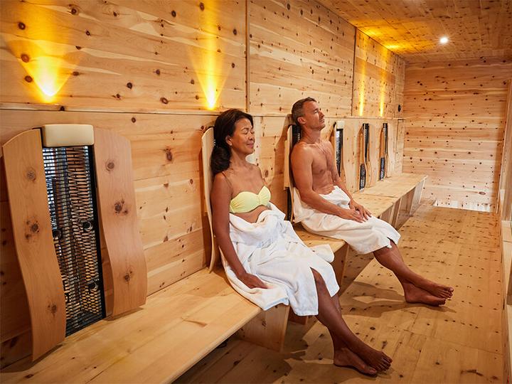 Immagine prodotto Smartbox Dolci momenti per due: 1 pernottamento con spa e aperitivo in Italia (2 pers.)