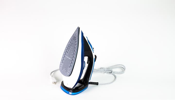 Produktbild Ohmex Dampfbügeleisen STI-8001 (2200 W, 120 g/min)