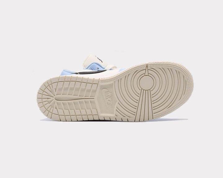 Image du produit Nike Air Jordan 1 (35.5)