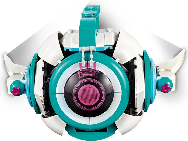 Actual product image LEGO Sweet Mishmash Systar Spaceship (70830)
