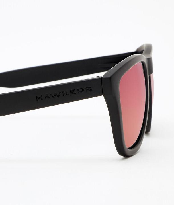 Actual product image Hawkers One carbon Black Ruby
