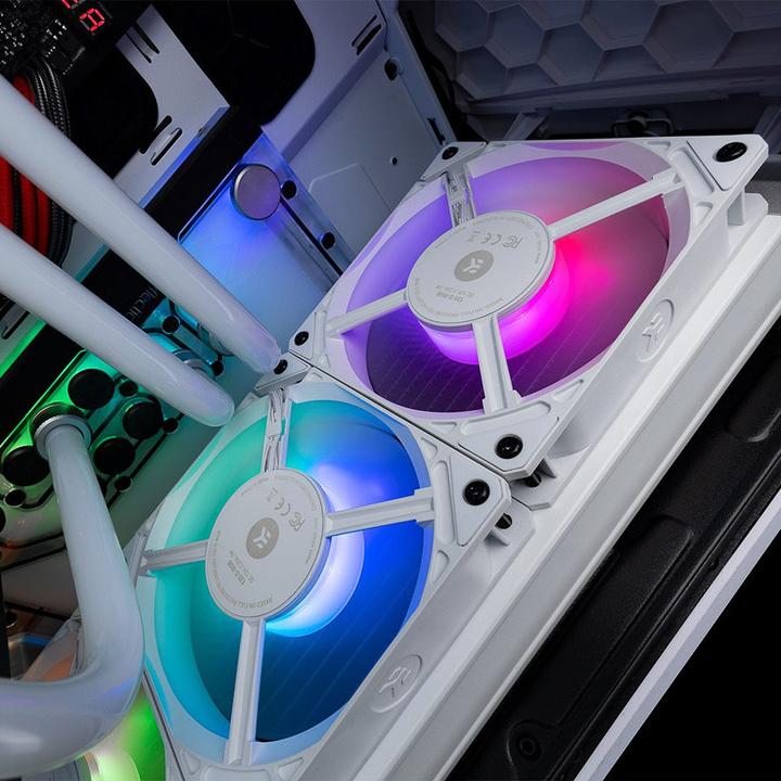 Actual product image EKWB EK Loop Fan FPT 120D-RGB 550-2300 wh 3831109898048 (120 mm, 1 x)