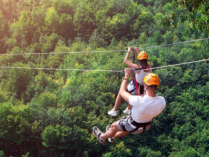 Produktbild Smartbox Paragleiten oder Zipline in Italien oder der Schweiz (4 Pers.)