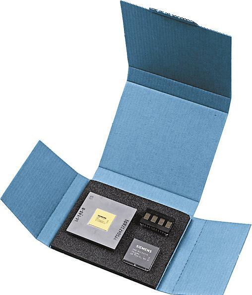 Actual product image kaiserkraft ESD Cortronic chip containers, with foam insert, internal LxWxH 95 x 30 x 15 mm (30 x)