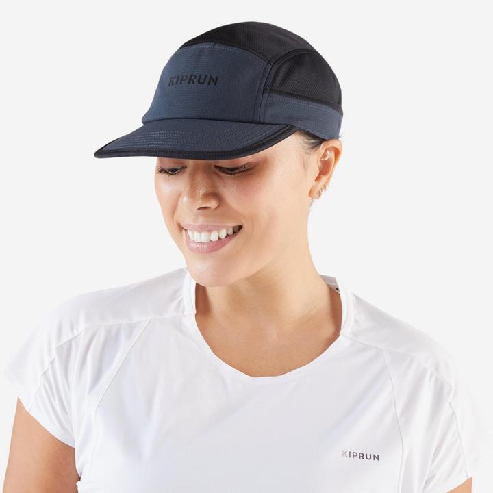 Actual product image Kiprun Lauf-Cap Schirmmütze 5 Panel - schwarz/grau