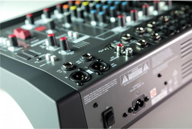 Produktbild Allen & Heath ZEDi-10 (Studio- und Livemixer)