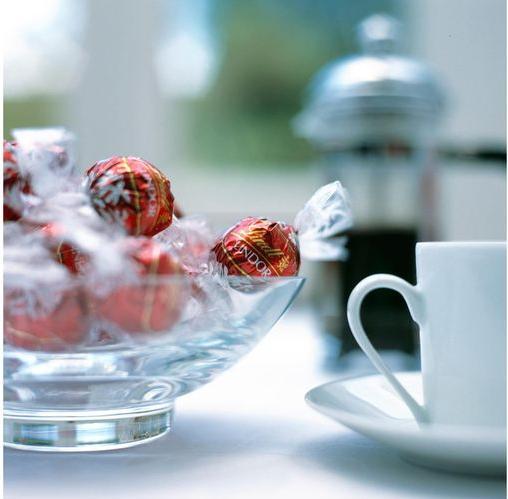 Actual product image Lindt Lindor milk (1000 g)