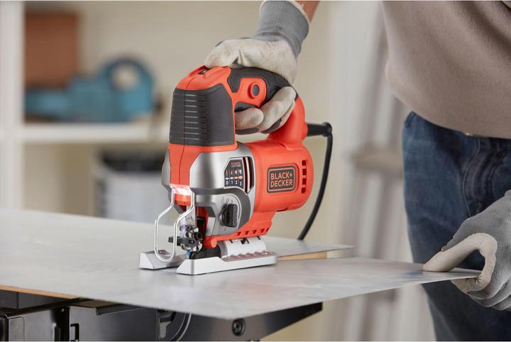Image du produit Black & Decker Scie sauteuse pendulaire B&D BES610KQS