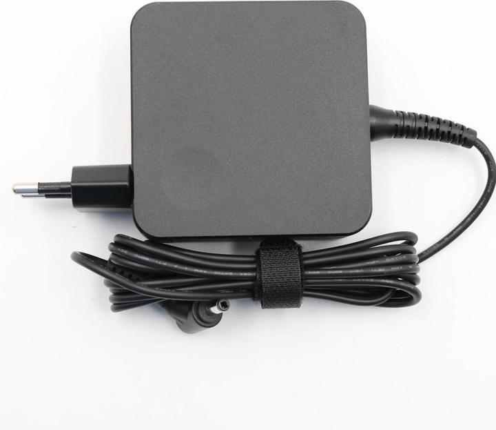 Lenovo 01FR159 (65 W)
