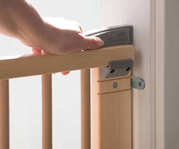 Produktbild Geuther Schwenk-Türschutzgitter Plus (58 cm)