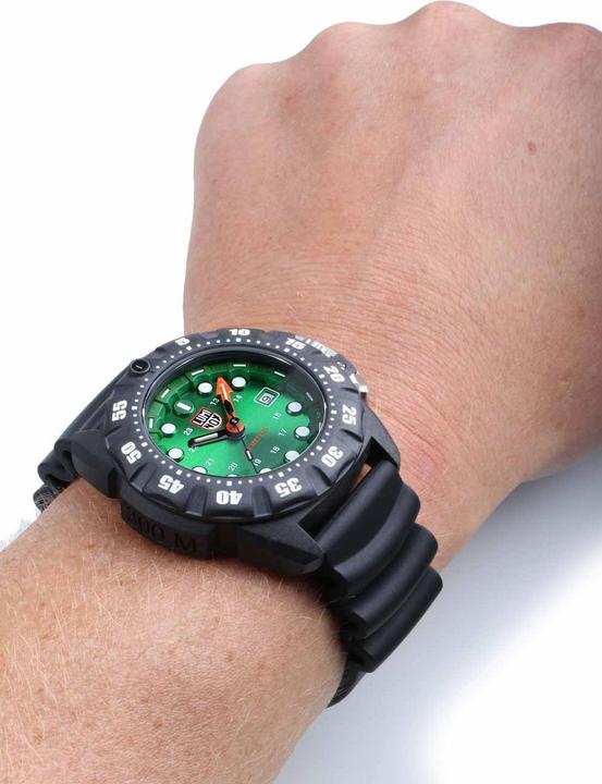 Produktbild Luminox Scott Cassell Deep Dive (Swiss Made, Analoguhr, 45 mm)