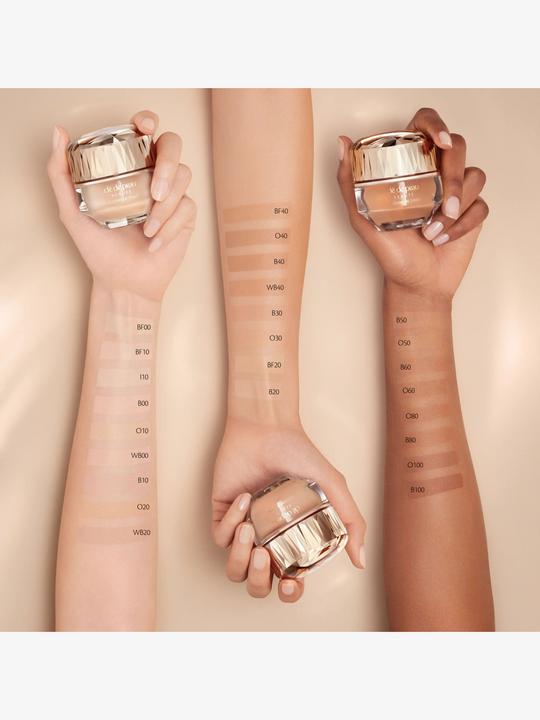 Actual product image Clé De Peau The Foundation B30 (B30 - Medium Beige)