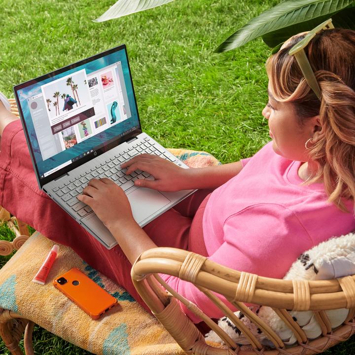 Produktbild HP Pavilion x360 15-er1178ng (15.60", Intel Core i7-1255U, 16 GB, 1000 GB, DE)