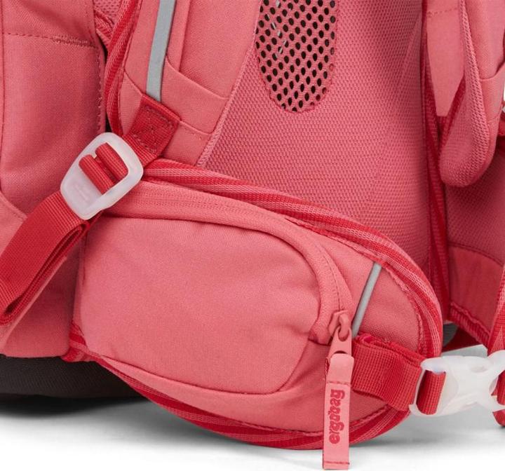 Actual product image Ergobag 6 pcs llamas in bear jamas eco (20 l)