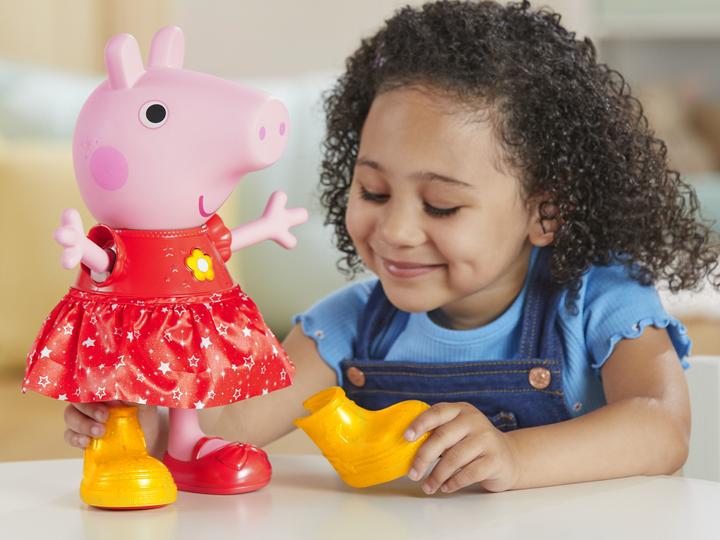 Actual product image Hasbro Peppa Pig Peppa's mud puddle party doll