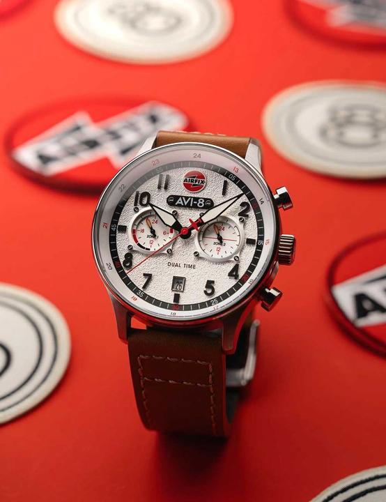 Produktbild AVI-8 AV-4088-06 Hawker Hurricane Dual-Time (Fliegeruhr)