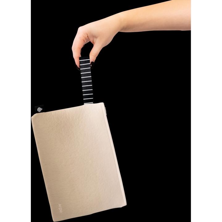 Arpe Necessaire L sand cream