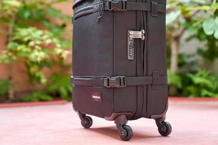 Actual product image Eastpak Transit'R (68 l)