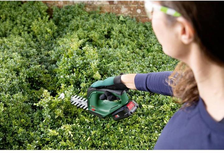 Actual product image Bosch Home & Garden Advanced Shear 18V-10 (Cordless hedgecutters)