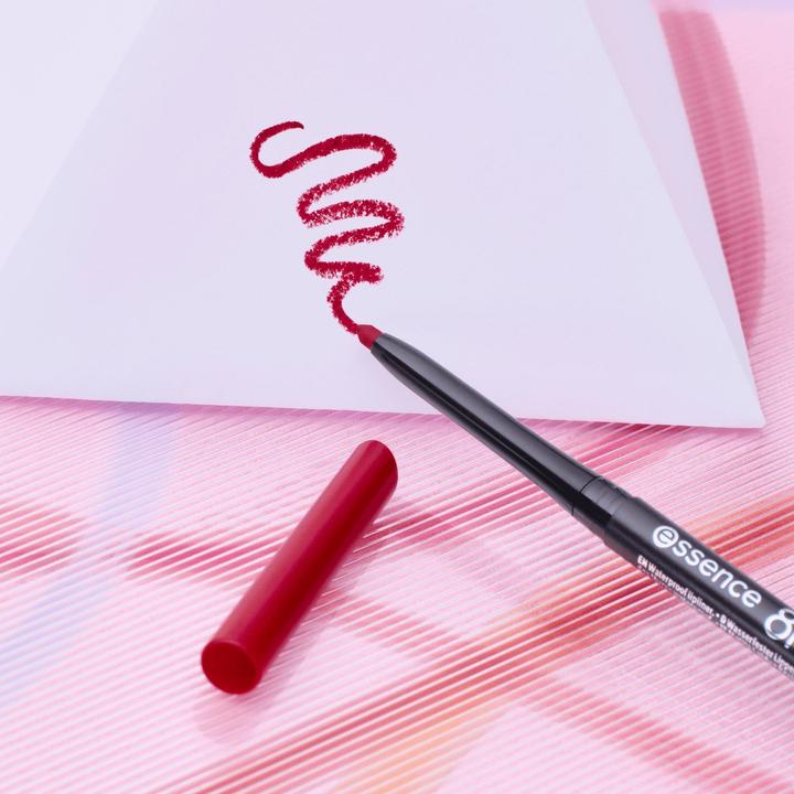 Immagine prodotto essence 8h MATTE comfort matita labbra (18 Ciliegina sulla torta)