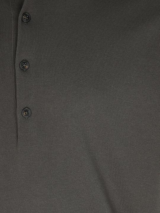Actual product image Closed Poloshirt (M)