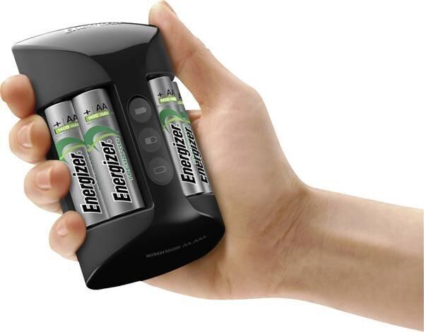 Produktbild Energizer Recharge Pro (4 Stk., AA, 2000 mAh, Ladegerät inkl. Akku)