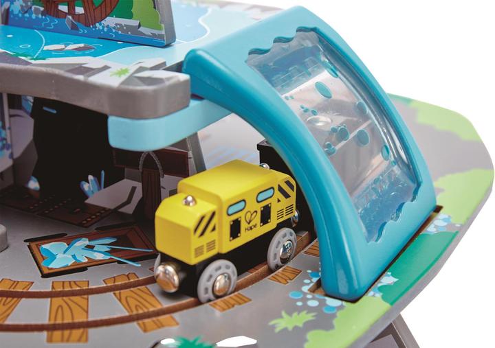 Hape Riesige Bergmine