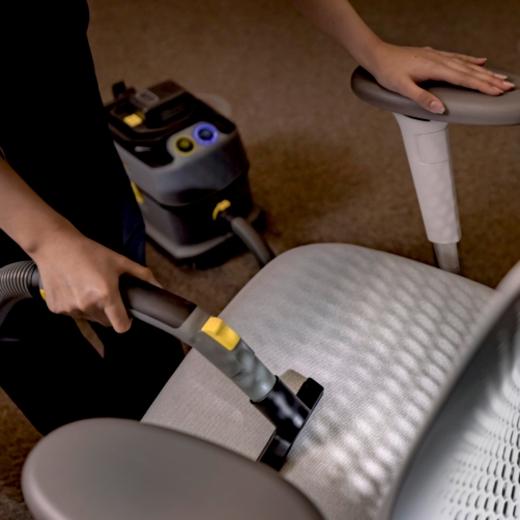 Actual product image Kärcher Akkusauger T 10/1 Bp Adv (Dry vacuum cleaner)