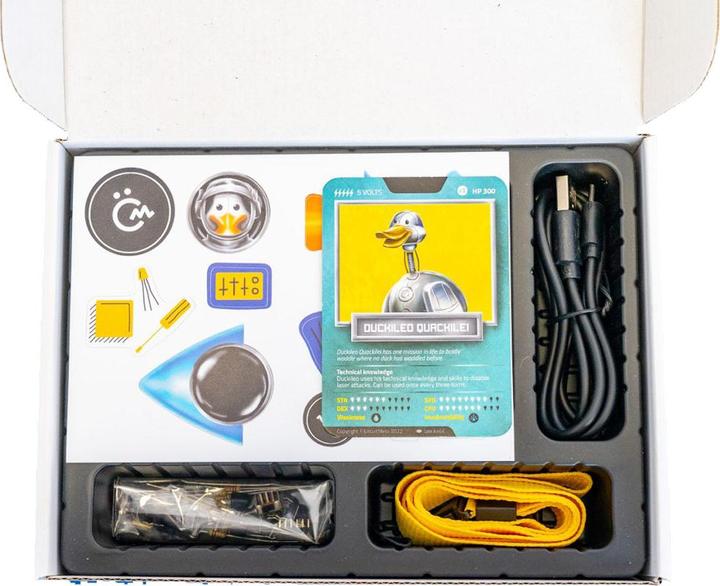 Immagine prodotto CircuitMess CircuitPet - animale domestico virtuale - kit di elettronica