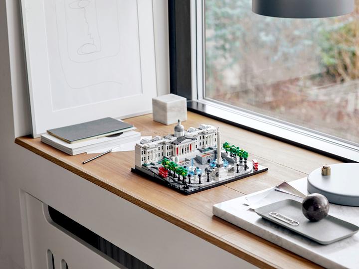 Actual product image LEGO Architecture End-Of-Live Set Trafalgar Square - 21045 NEU! Teile 1197x (21045)
