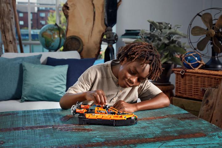 Produktbild LEGO Luftkissenboot für Rettungseinsätze (42120, LEGO Technic)