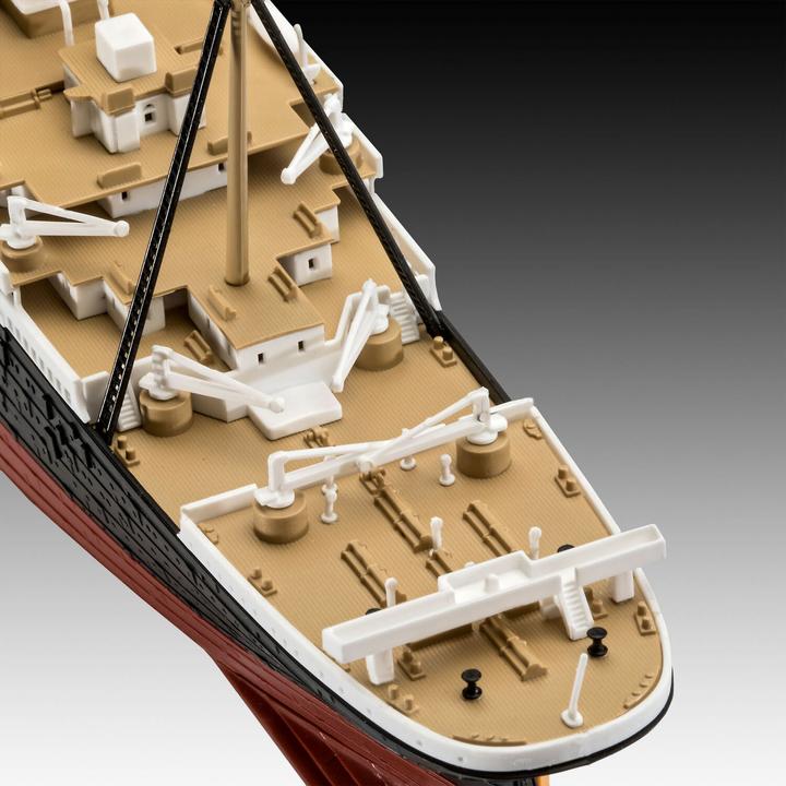Produktbild Revell R.M.S. Titanic