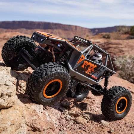 Immagine prodotto Axial Rock Crawler UTB18 Capra 4WD, Grigio 1:18, RTR (RTR pronto all'uso)
