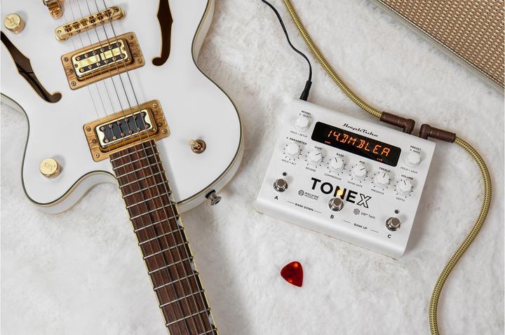 Immagine prodotto IK Multimedia Pedale TONEX Edizione Anniversario (Basso elettrico, Chitarra elettrica)