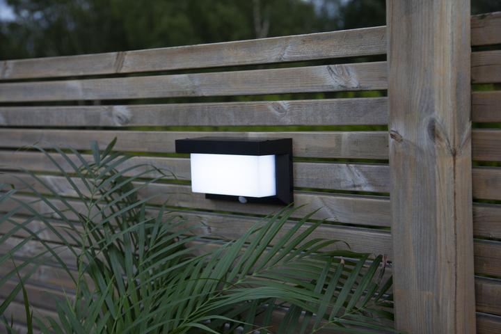 Produktbild Star Trading Solar Spotlight Valla (800 lm, IP44)