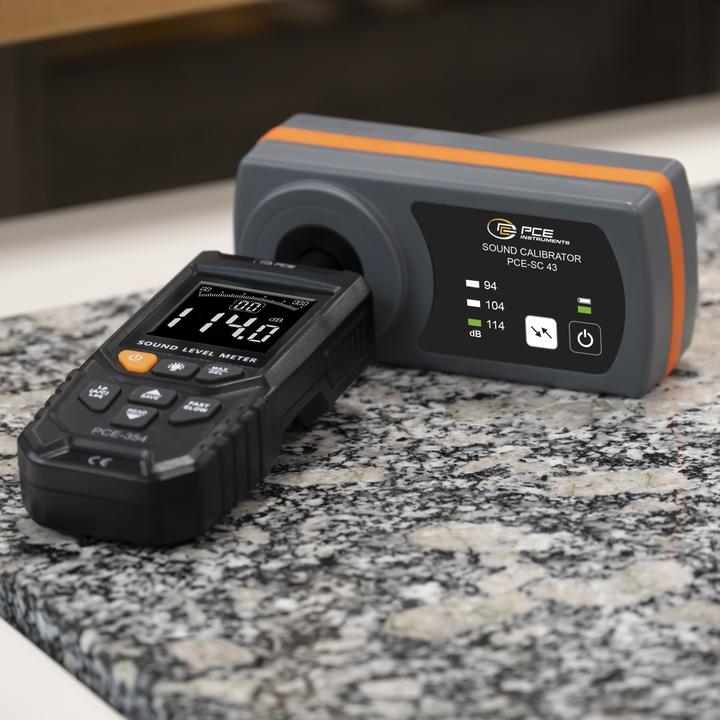 Produktbild PCE Instruments Klasse II Schall - Kalibrator (Messgerätkoffer)