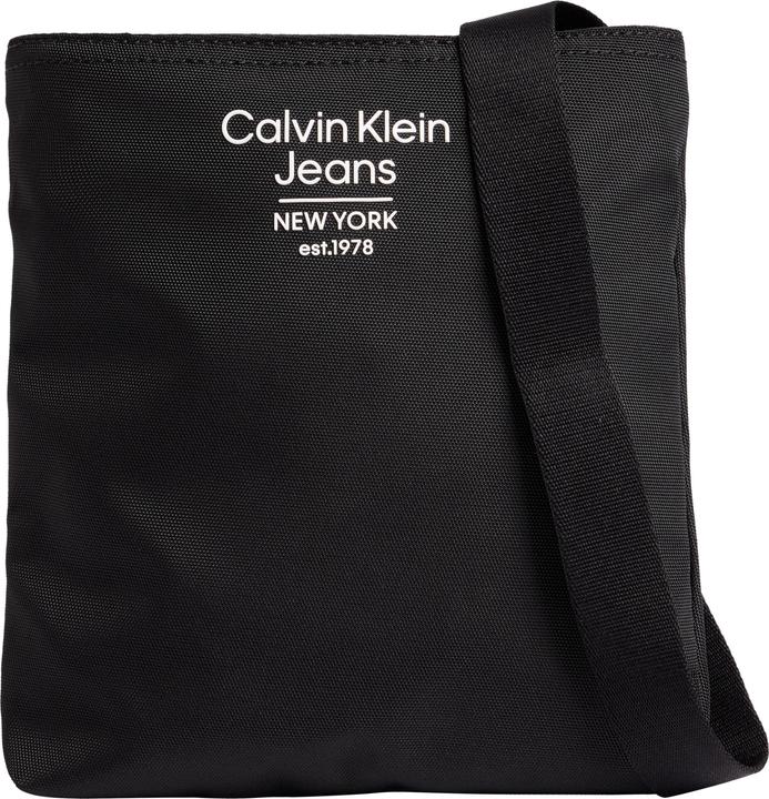 Actual product image Calvin Klein CKJ Sport Essentials Flatpack 18 Est Black (100% Recycled Polyester)