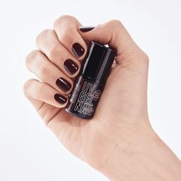 Actual product image essence Nagellack Studio Nails UV Gel Nail 08 still RED (08 still RED, UV gel varnish)
