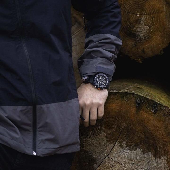 Immagine prodotto Luminox La sopravvivenza di Bear Grylls (Orologio da polso analogico, Cronografo, Fatto in Svizzera, 45 mm)