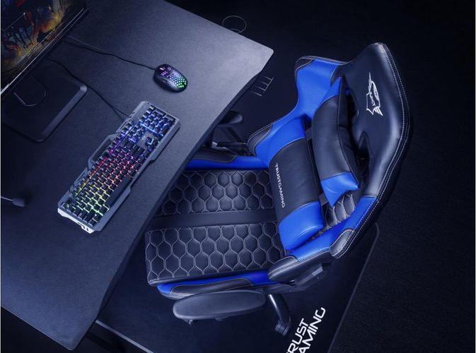 Productafbeelding Trust GXT 708B Resto Universele Gaming Stoel Zwart